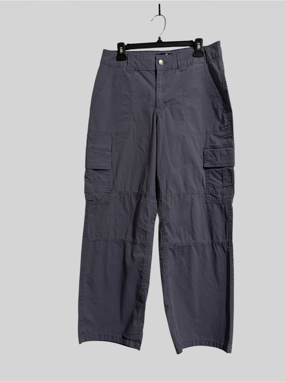 Hollister Wide-Leg Cargo Pants in Charcoal Gray